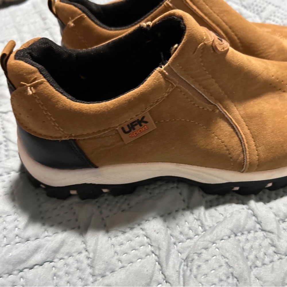 Men's UFK Sport Slip On Shoes Camel Brown Size 43 (9.5) Great Condition - Picture 3 of 13